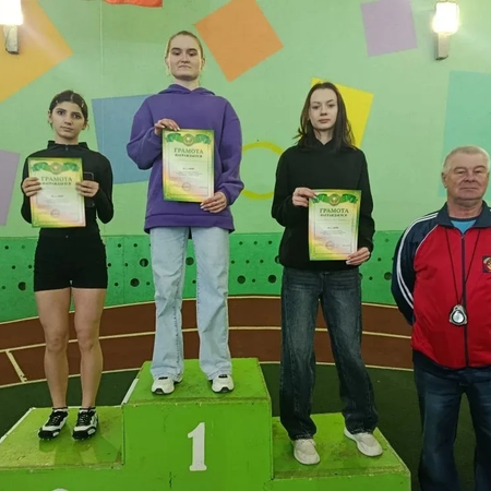 Открытое первенство ДЮСШ по легкой атлетике среди юношей и девушек до 18 лет