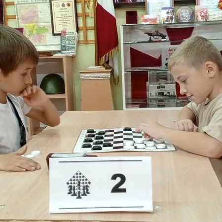 Турник по шашкам