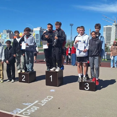 Поднялись на пьедестал почёта!