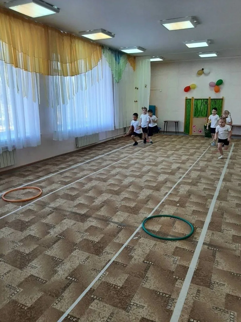 "Дошколята все здоровы. ГТО сдавать готовы!"