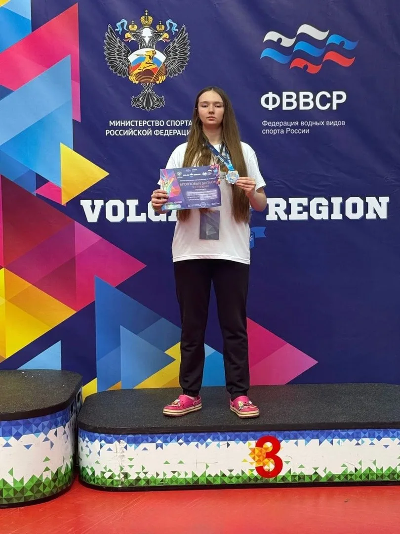 Первый соревновательный день Детской Лиги плавания «Поволжья» приносит Нефтегорскому району медаль!