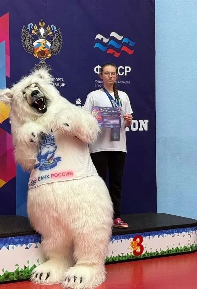 Екатерина Заиграева вновь радует своим выступлением. Сегодня воспитанница Детско-юношеской спортивной школы г. Нефтегорск на водных дорожках в г. Уфа показала третье время!